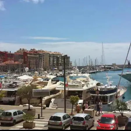 Appartamento Au Port De Et Des Plages